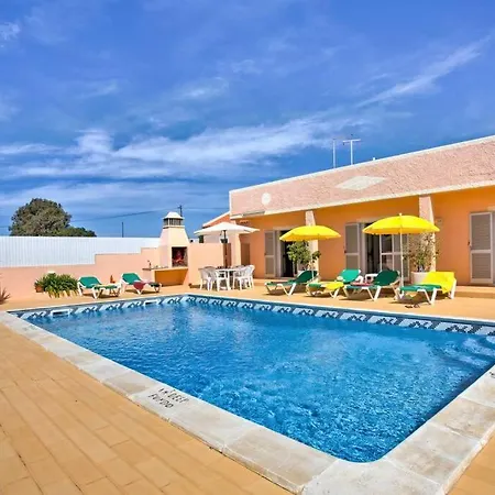 Guita Family House *