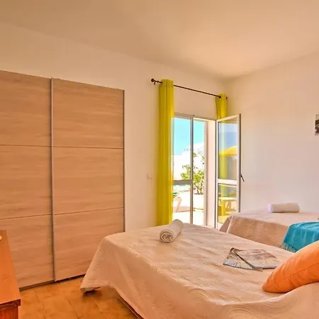 Villa Guita Family House