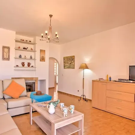 Guita Family House Villa Albufeira